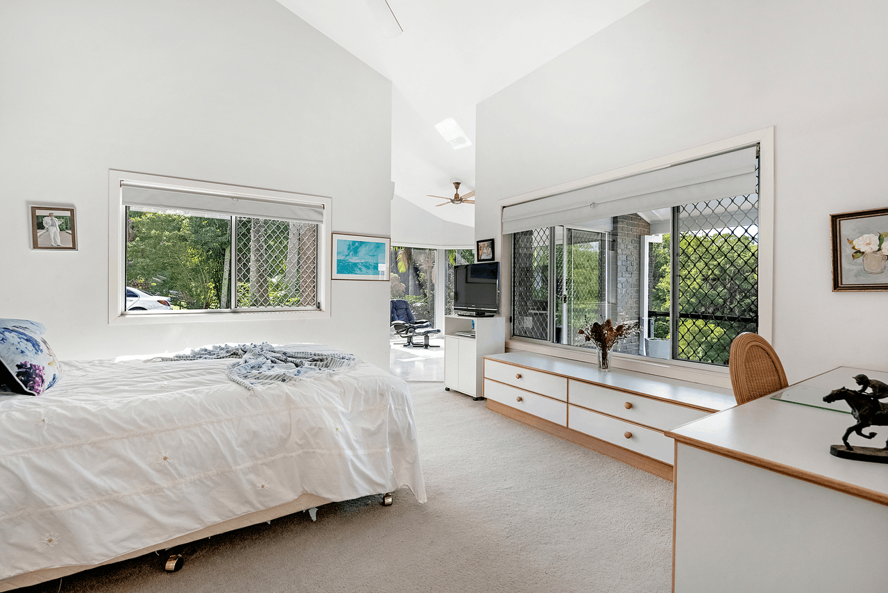 44 Kagoola Drive, MUDGEERABA, QLD 4213