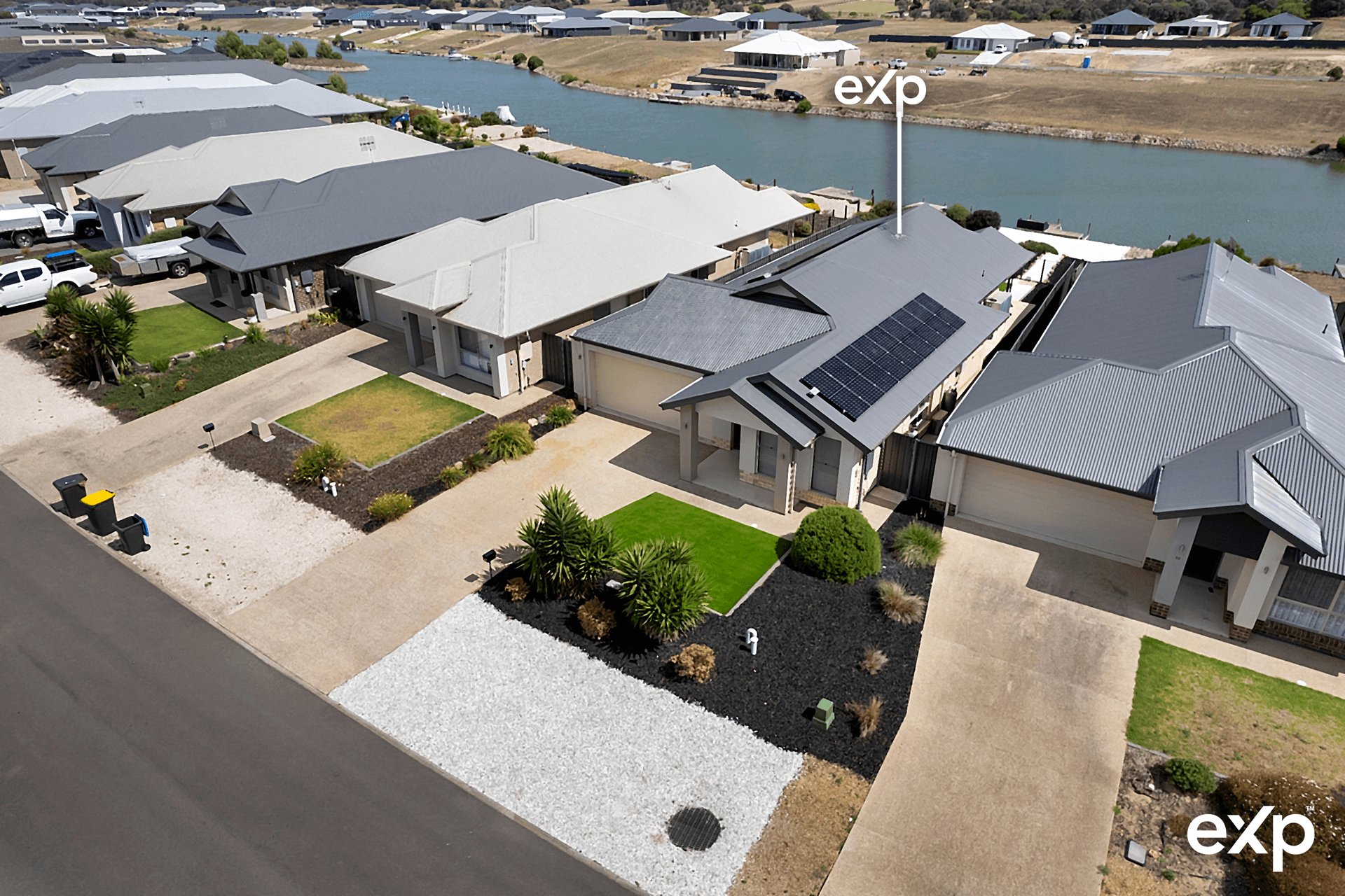 30 Blanche Parade, Hindmarsh Island, SA 5214