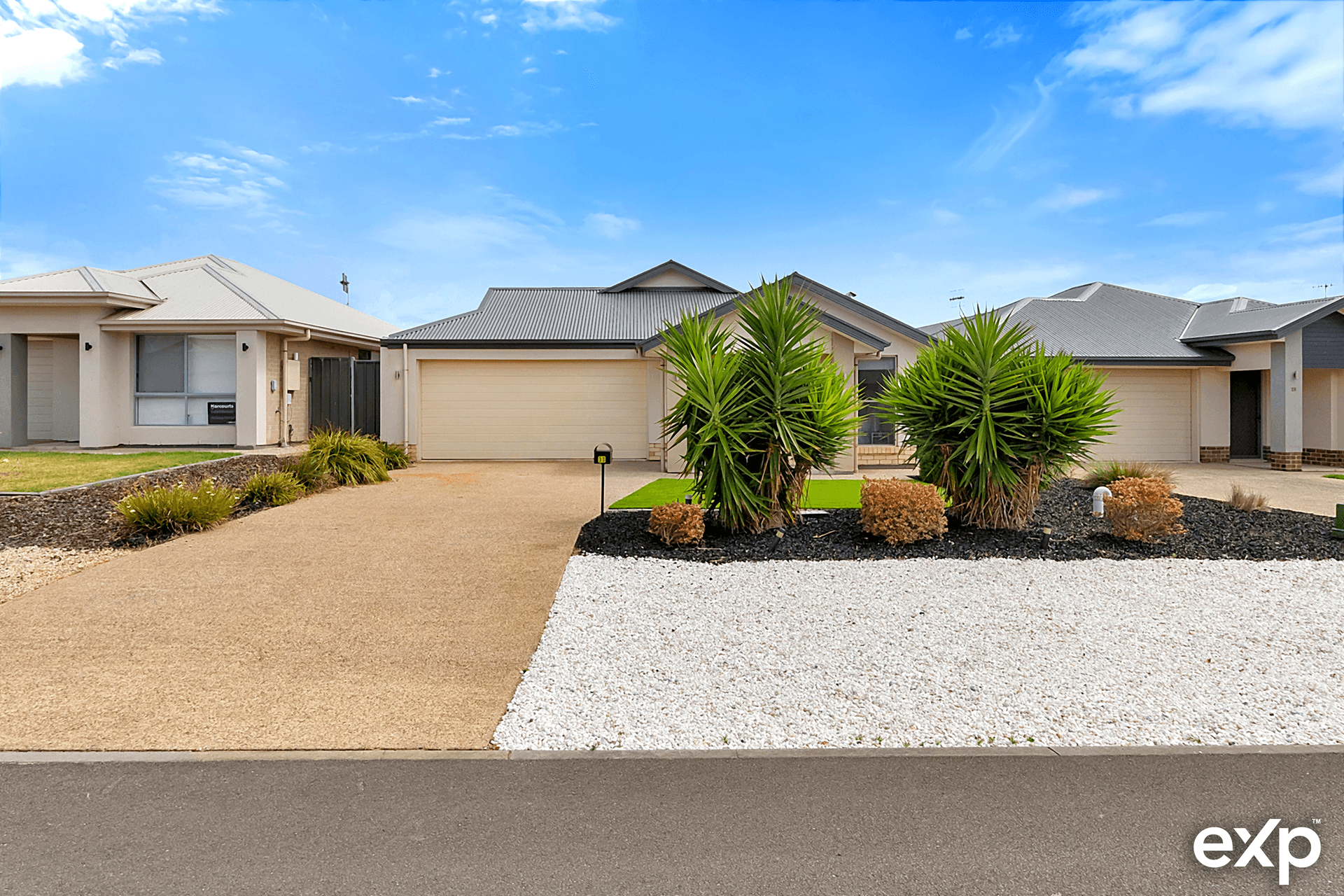 30 Blanche Parade, Hindmarsh Island, SA 5214