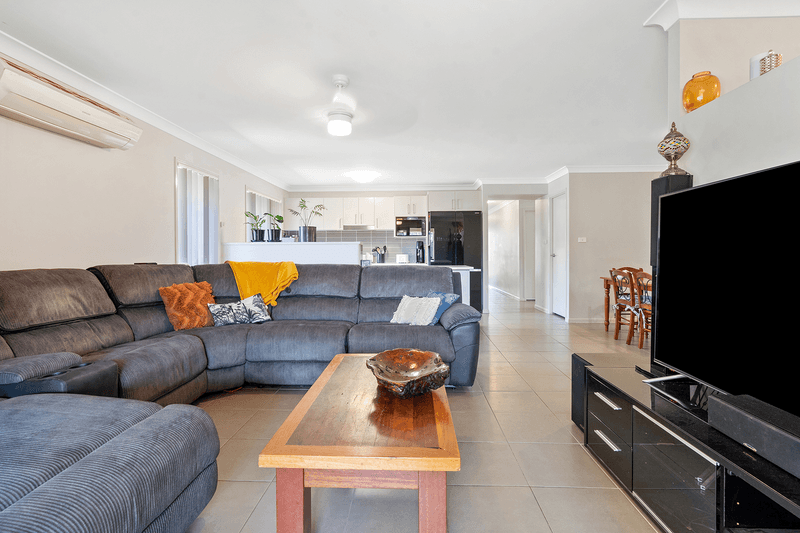 22 Portabello Crescent, Thornton, NSW 2322