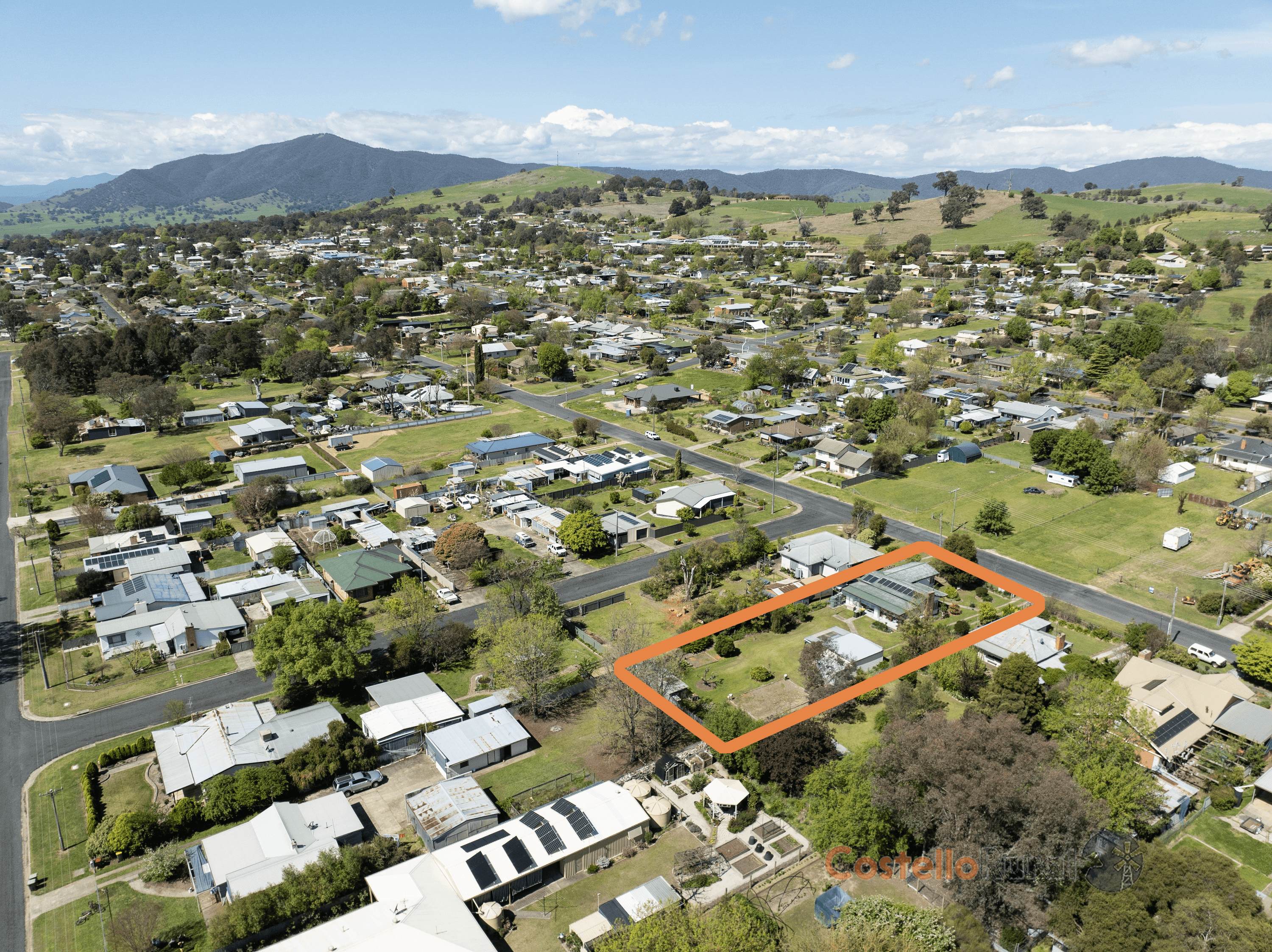 144 Harris St, Corryong, VIC 3707