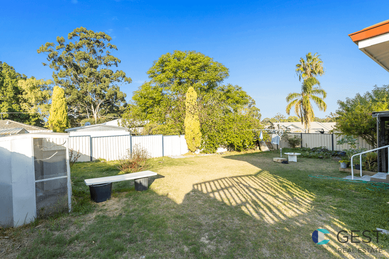 58 CASSERLEY Avenue, GIRRAWHEEN, WA 6064