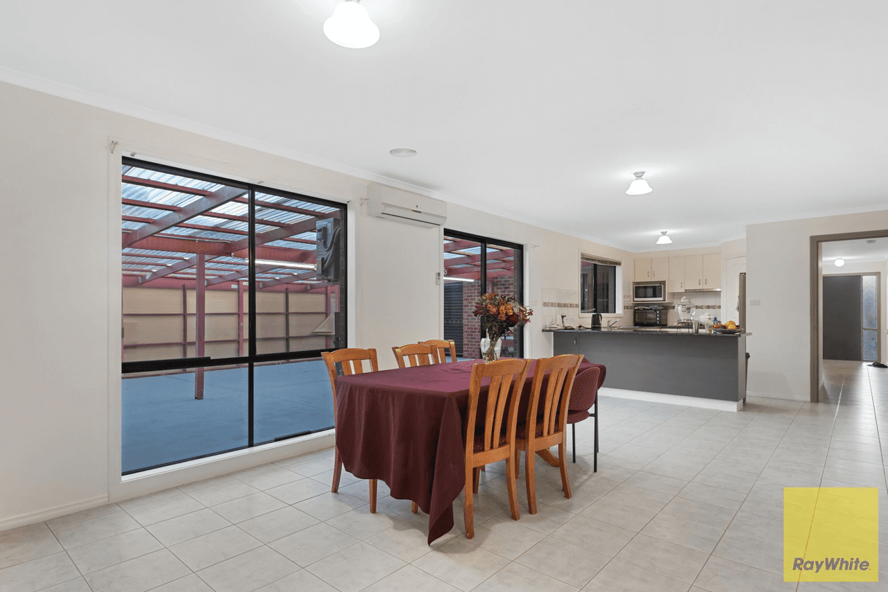 96 Rose Grange Boulevard, TARNEIT, VIC 3029