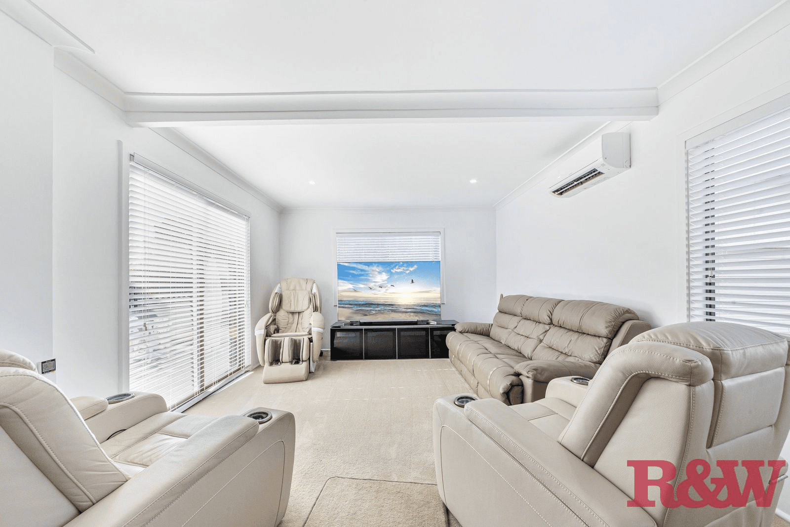 62 Robin Crescent, Woy Woy, NSW 2256