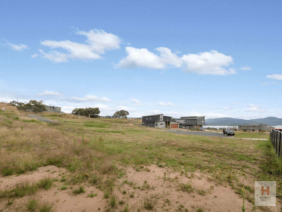 19 Willow Bay Place, East Jindabyne, NSW 2627