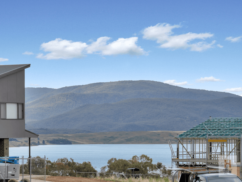 19 Willow Bay Place, East Jindabyne, NSW 2627