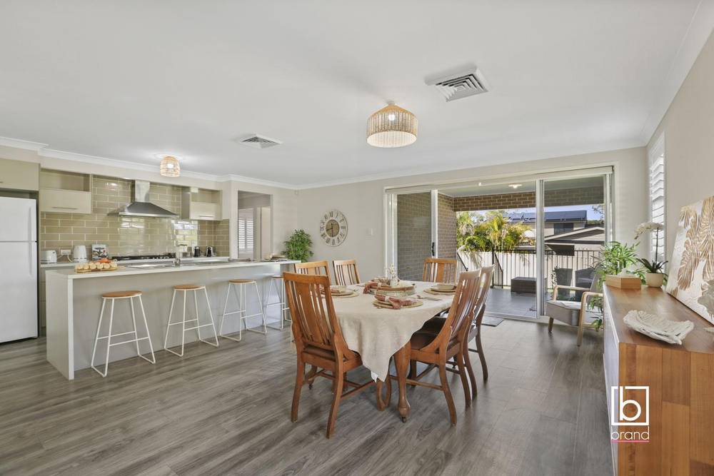 19 Boronia Road, LAKE MUNMORAH, NSW 2259