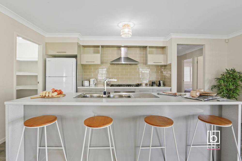 19 Boronia Road, LAKE MUNMORAH, NSW 2259