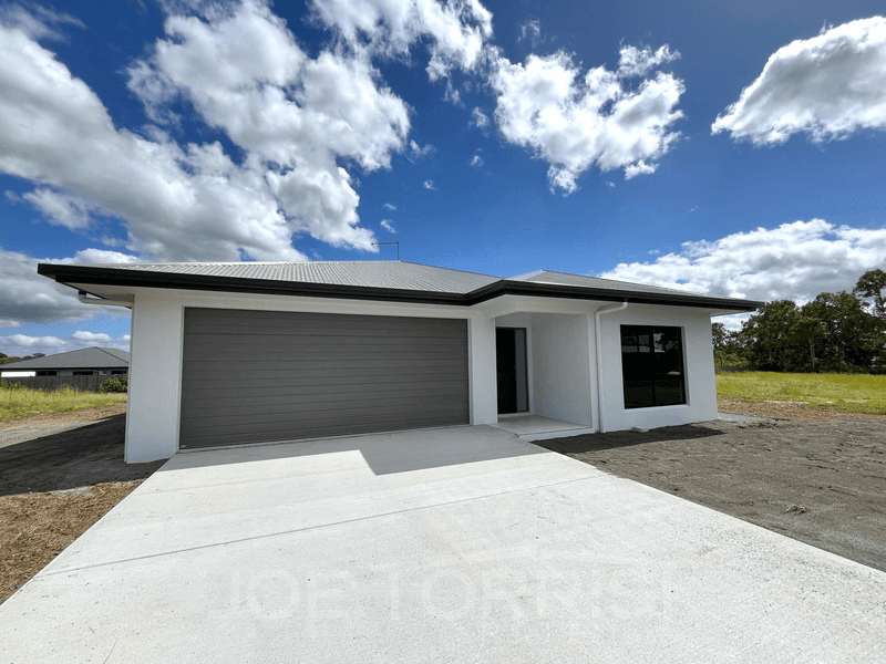 30 Seary Road, Mareeba, QLD 4880