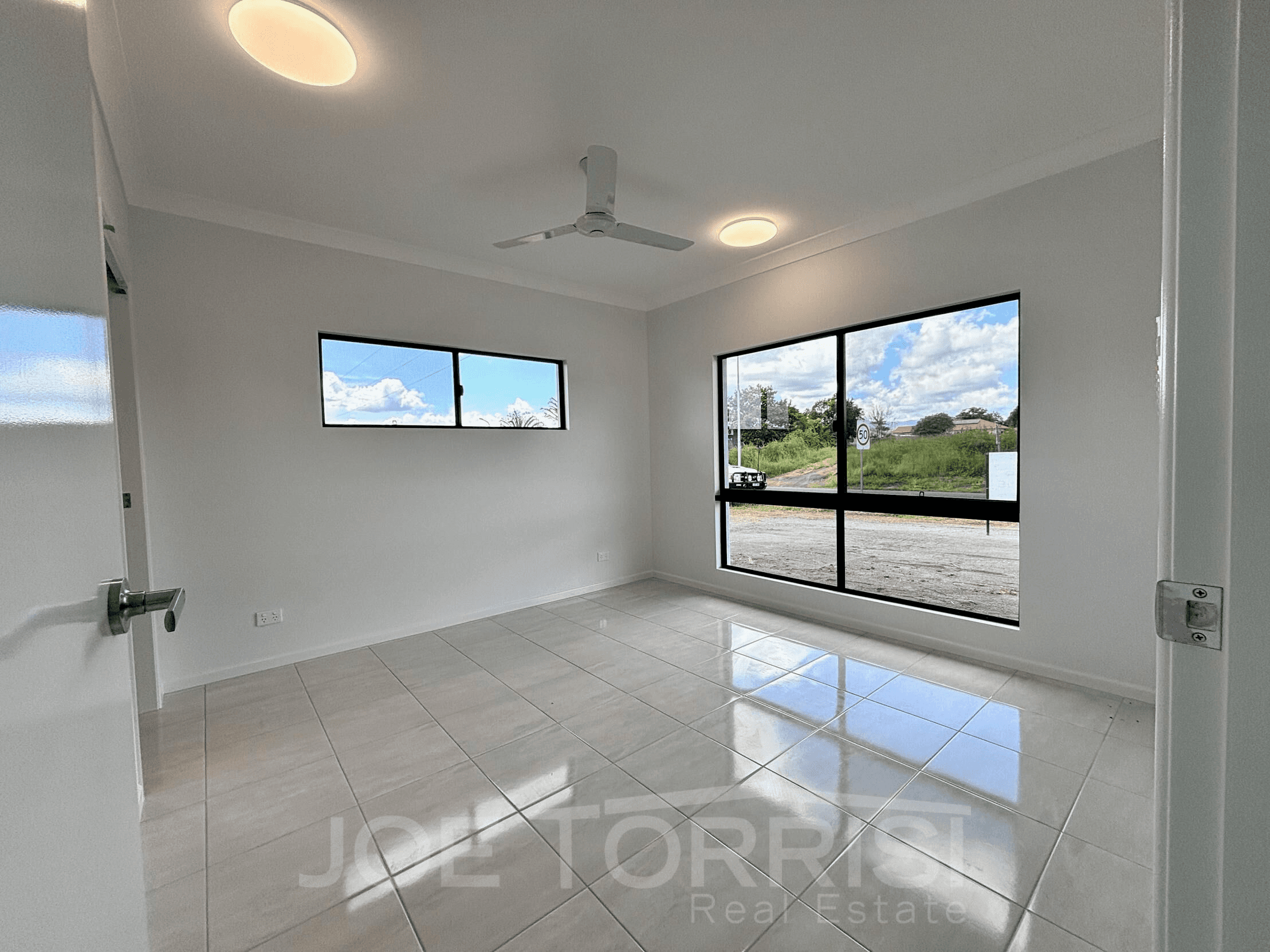 30 Seary Road, Mareeba, QLD 4880