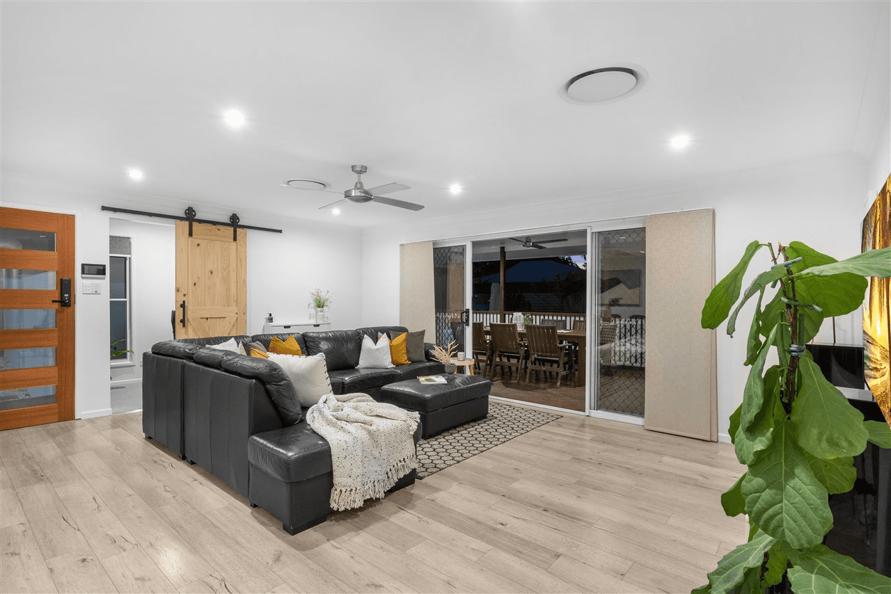 15 Blenheim Street, CHERMSIDE WEST, QLD 4032