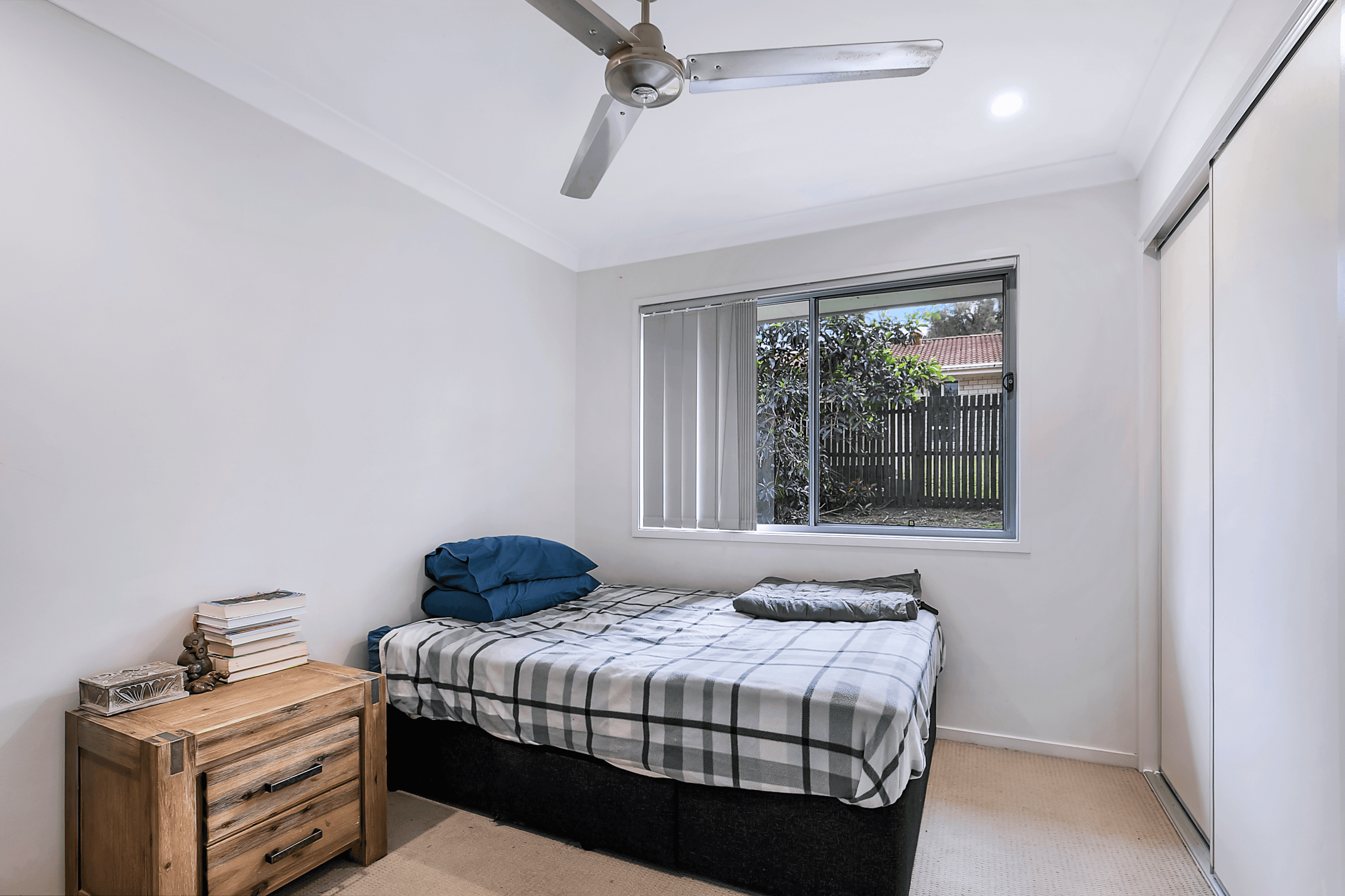 13 Robinson Street, BRASSALL, QLD 4305