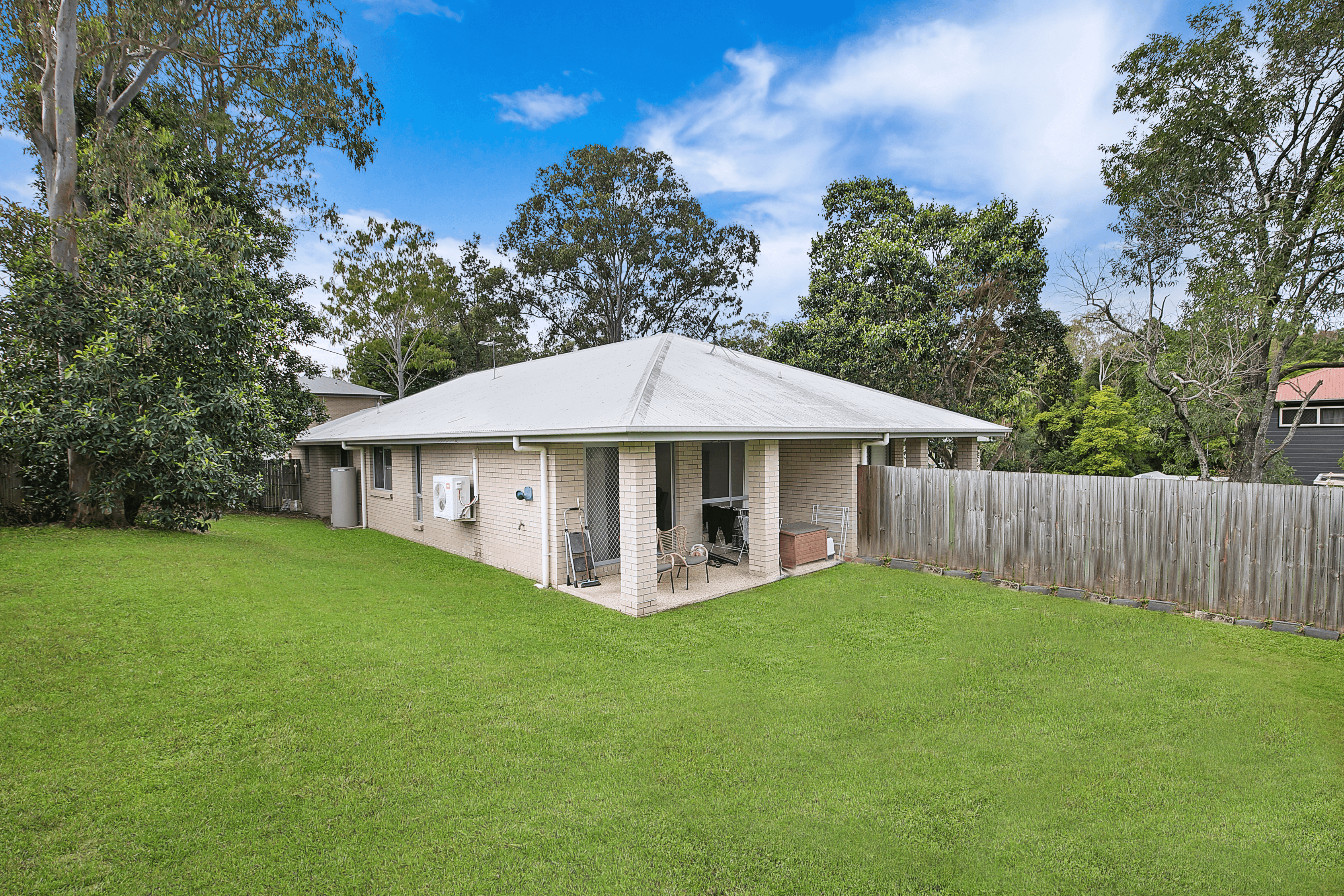 13 Robinson Street, BRASSALL, QLD 4305