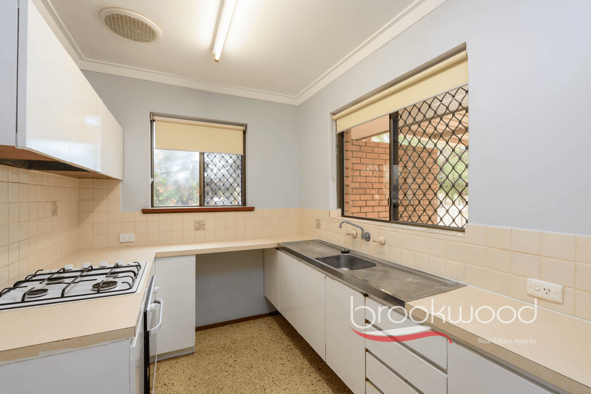 84 Hilton Crescent, Maddington, WA 6109