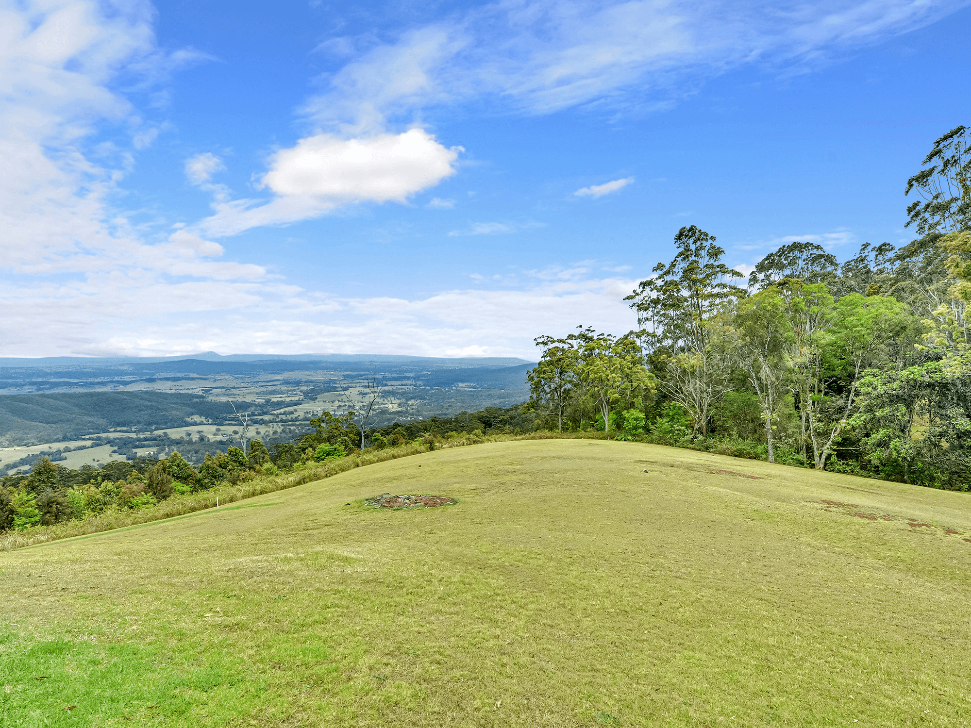 801-811 Main Western Road, TAMBORINE MOUNTAIN, QLD 4272