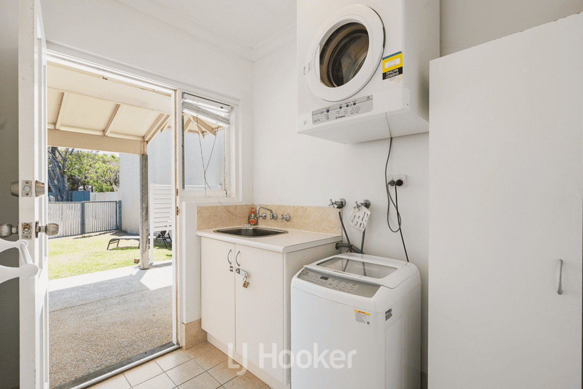 15 Davies Way, Broadwater, WA 6280