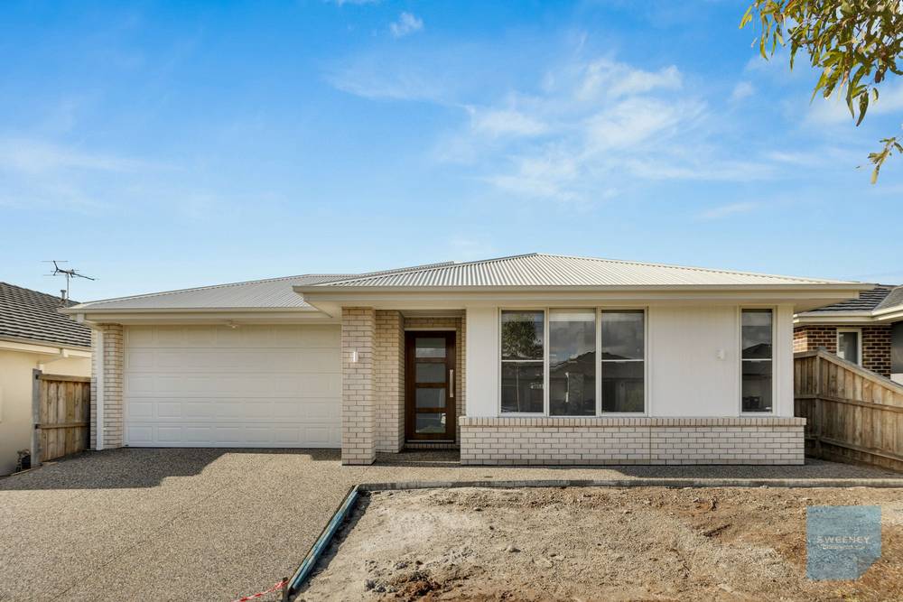 9 Kylie Close, DEANSIDE, VIC 3336