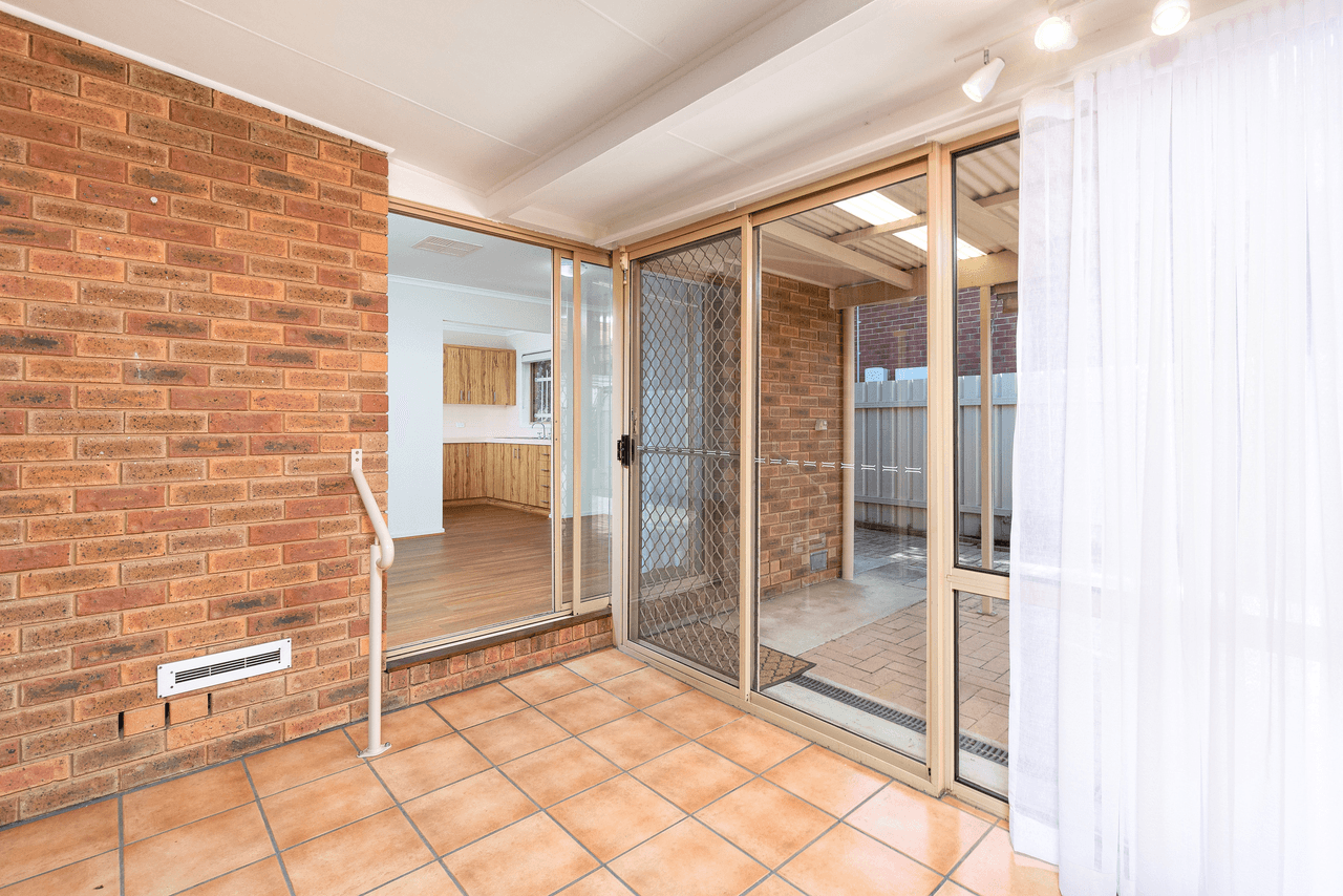 1/96 Crampton Street, WAGGA WAGGA, NSW 2650