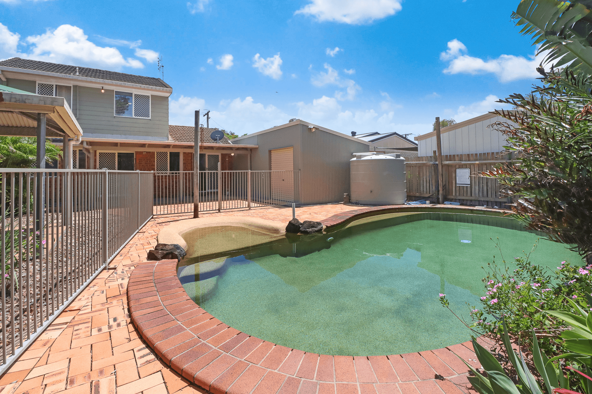 13 Richardson St, Pacific Paradise, QLD 4564