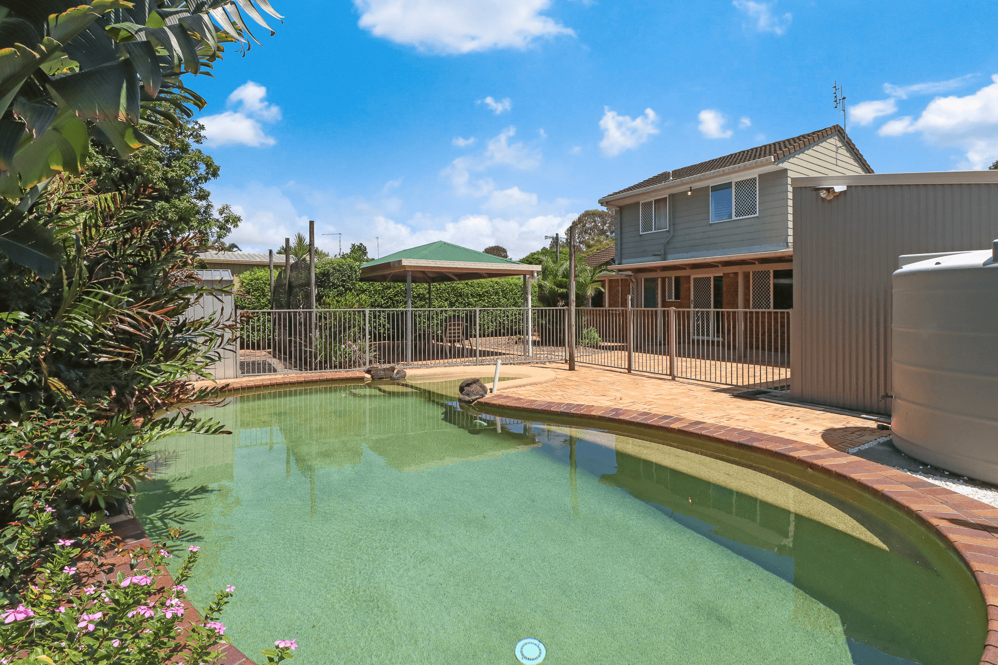 13 Richardson St, Pacific Paradise, QLD 4564