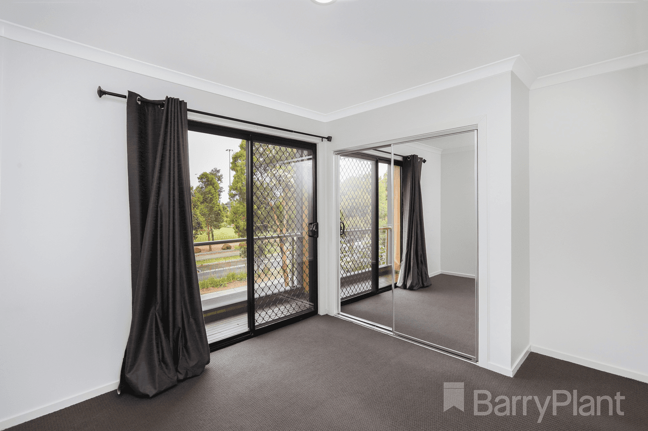 58 Little Windrock Lane, Craigieburn, VIC 3064