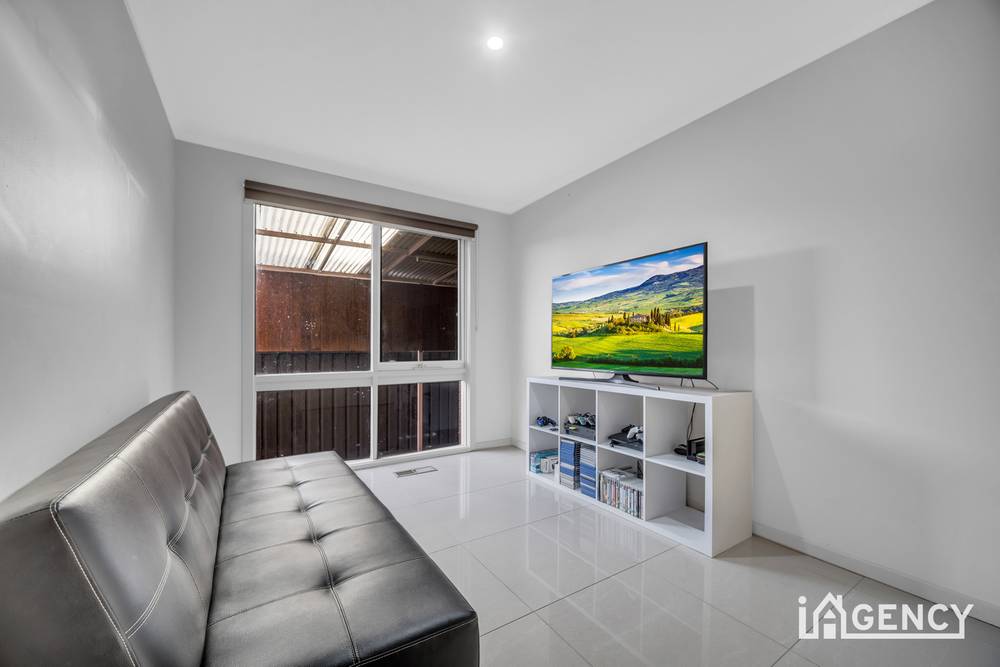 10 Plumpton Court, ENDEAVOUR HILLS, VIC 3802