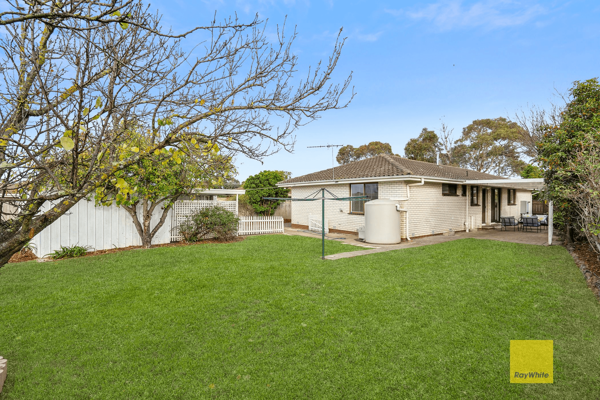 4 Madigan Court, HIGHTON, VIC 3216