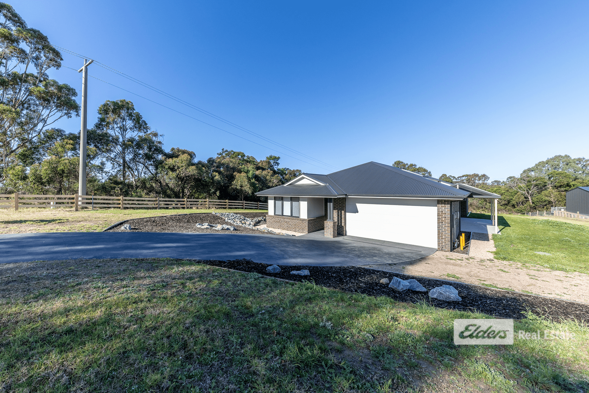 1 Morecroft Rise, EAGLE POINT, VIC 3878