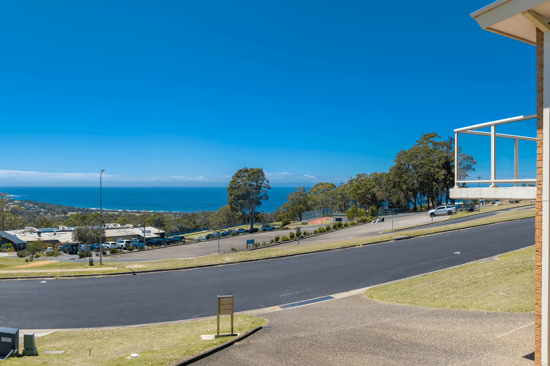 1/8 The Fairway, Tura Beach, NSW 2548