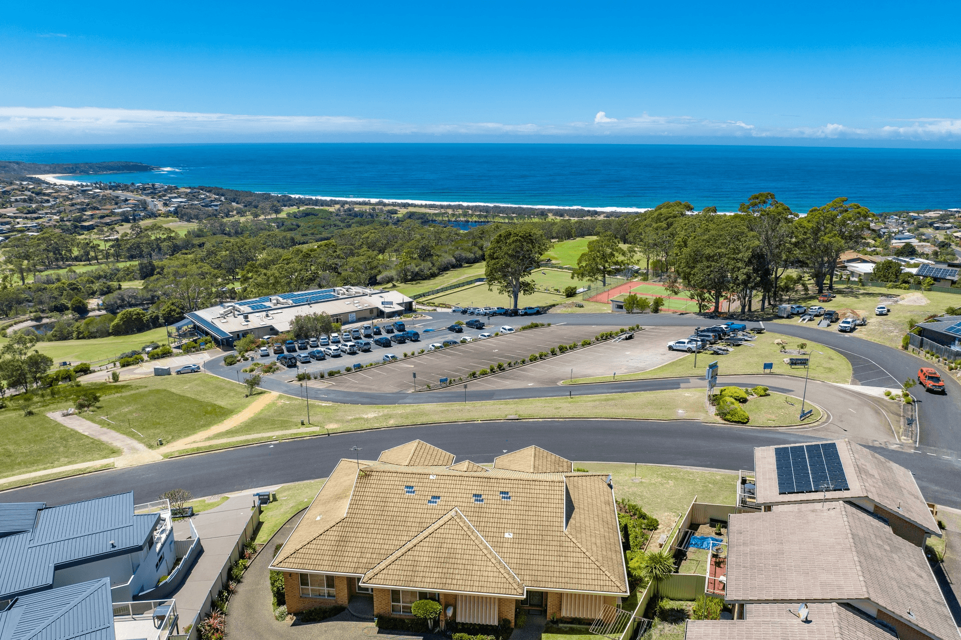 1/8 The Fairway, Tura Beach, NSW 2548