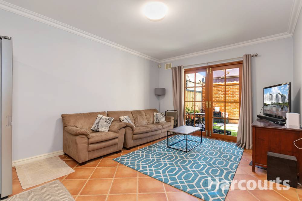 194 Lakeside Drive, JOONDALUP, WA 6027