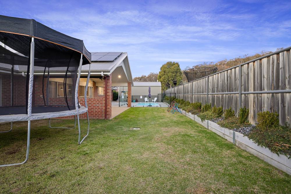 19 Baltimore Avenue, HAMILTON VALLEY, NSW 2641