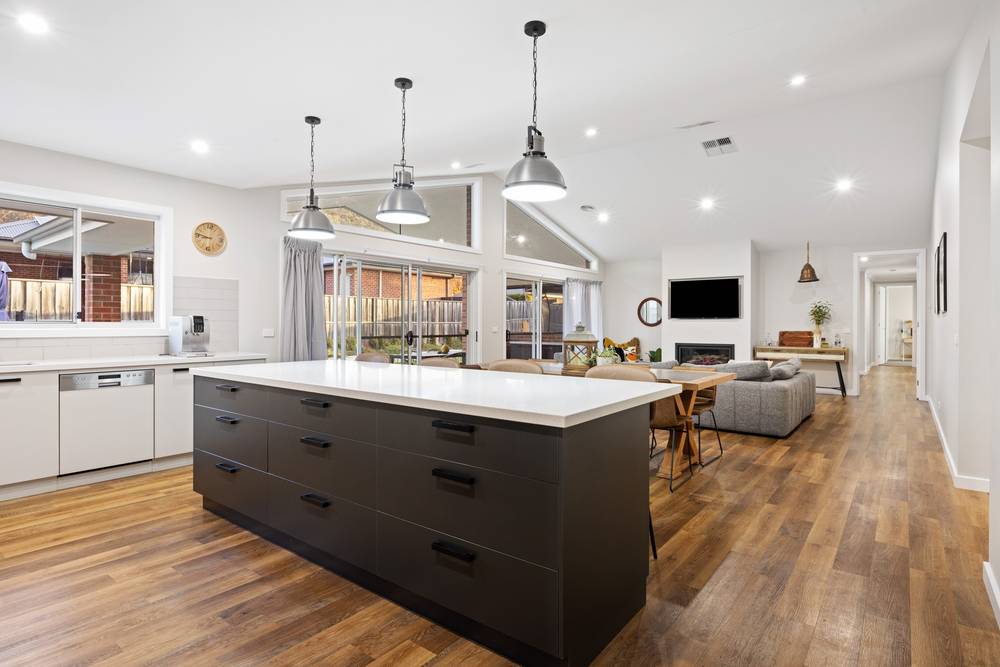 19 Baltimore Avenue, HAMILTON VALLEY, NSW 2641