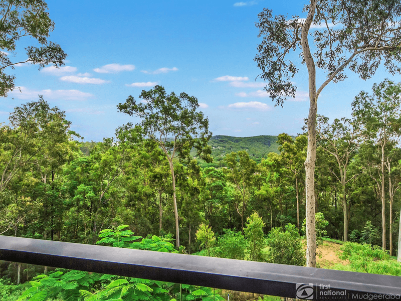 72 Wallaby Drive, Mudgeeraba, QLD 4213