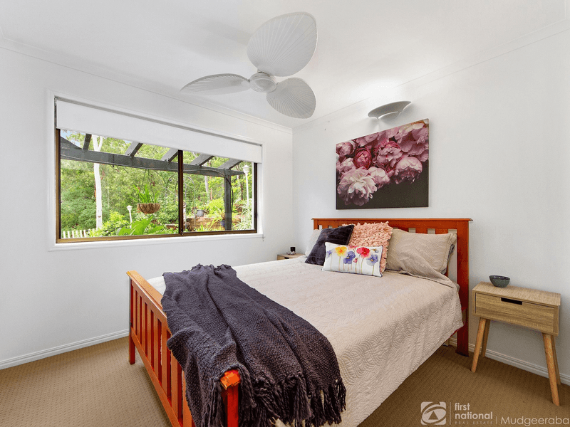 72 Wallaby Drive, Mudgeeraba, QLD 4213