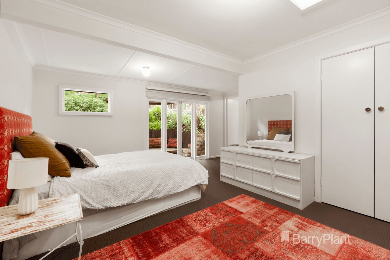 105 Arthurs Creek Road, Hurstbridge, VIC 3099