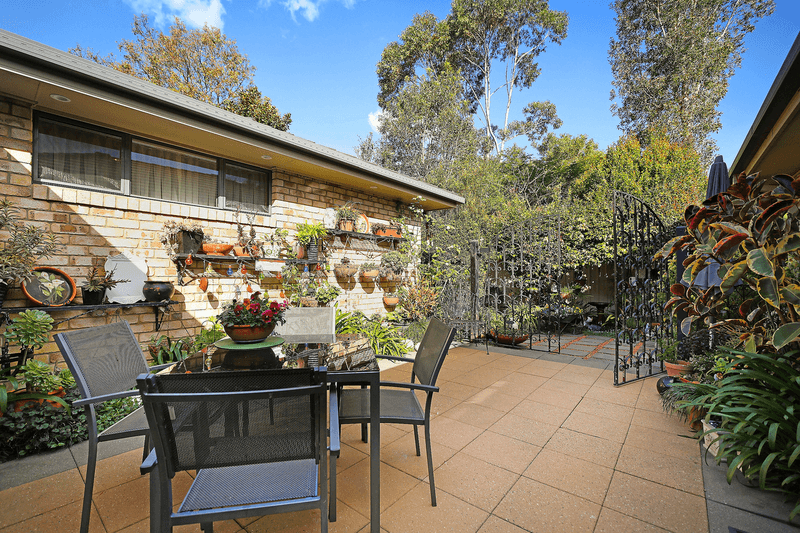 5 Bannister Drive, Erina, NSW 2250