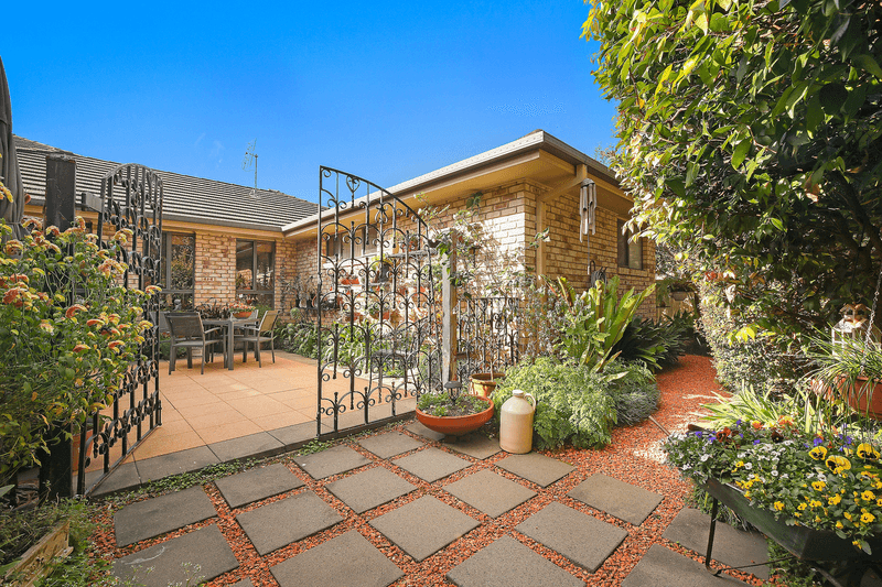 5 Bannister Drive, Erina, NSW 2250