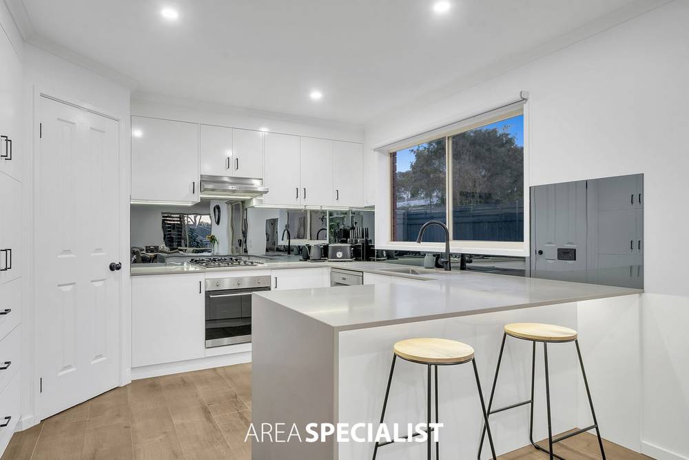 8 Jasa Crescent, Cranbourne West, VIC 3977