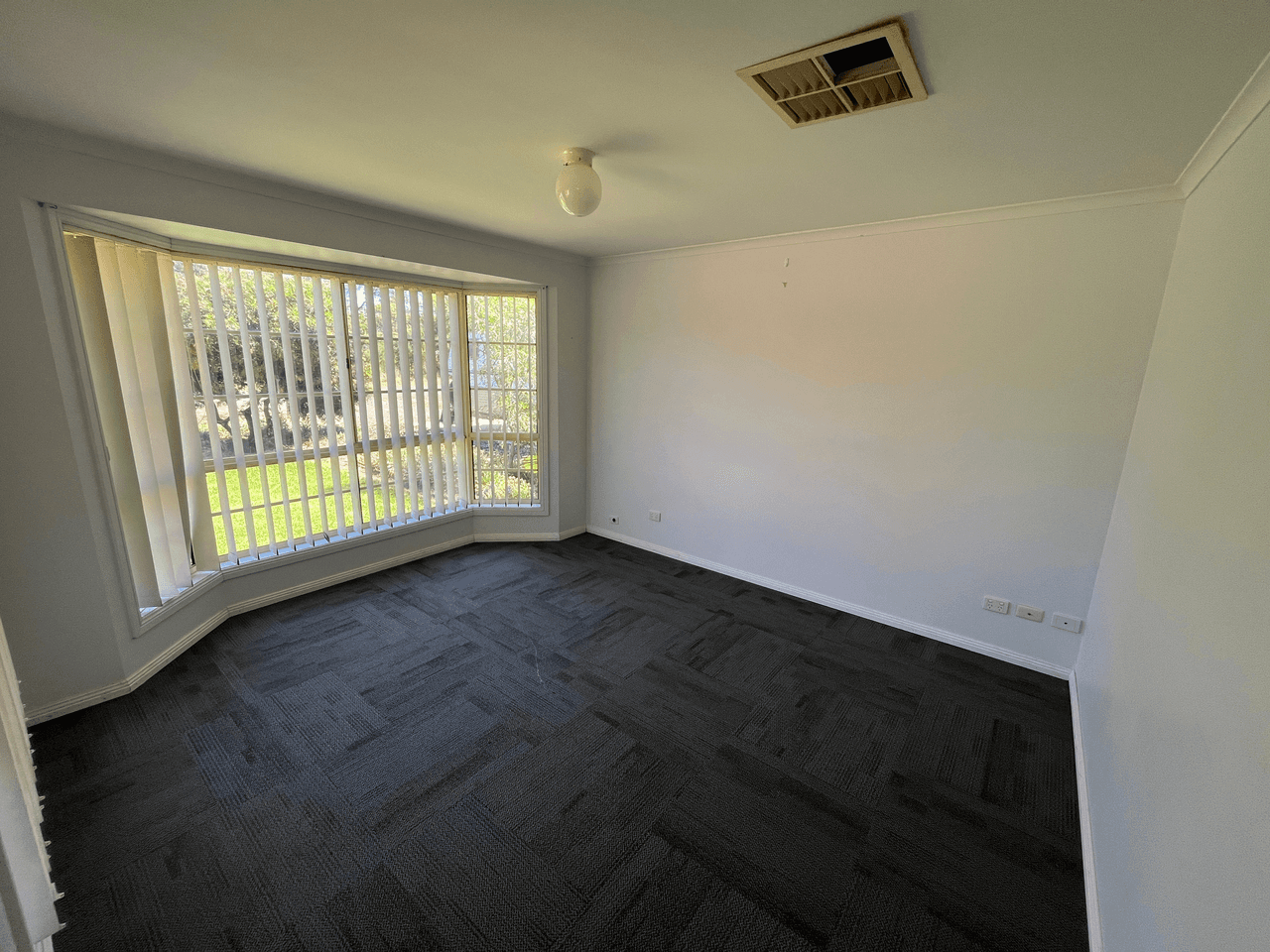 21 Bunyip Street, GOOLGOWI, NSW 2652