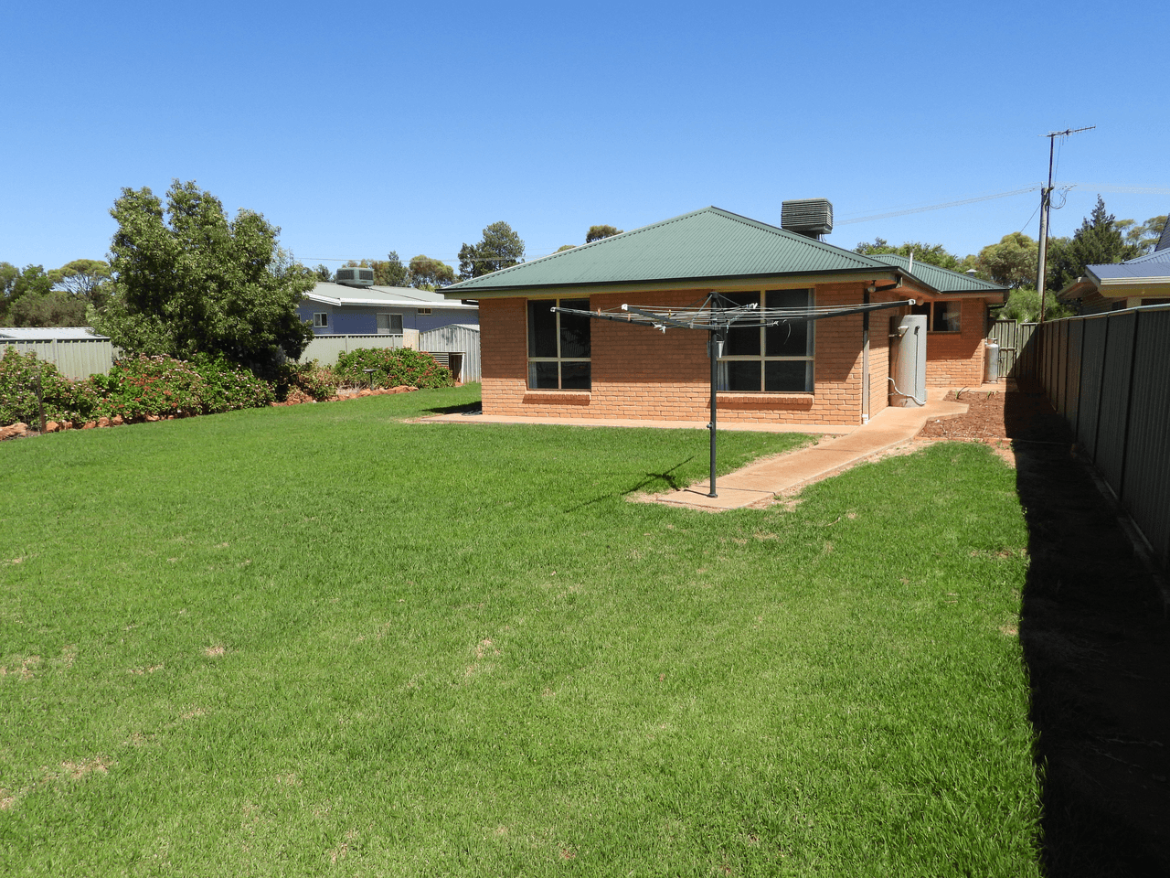 21 Bunyip Street, GOOLGOWI, NSW 2652