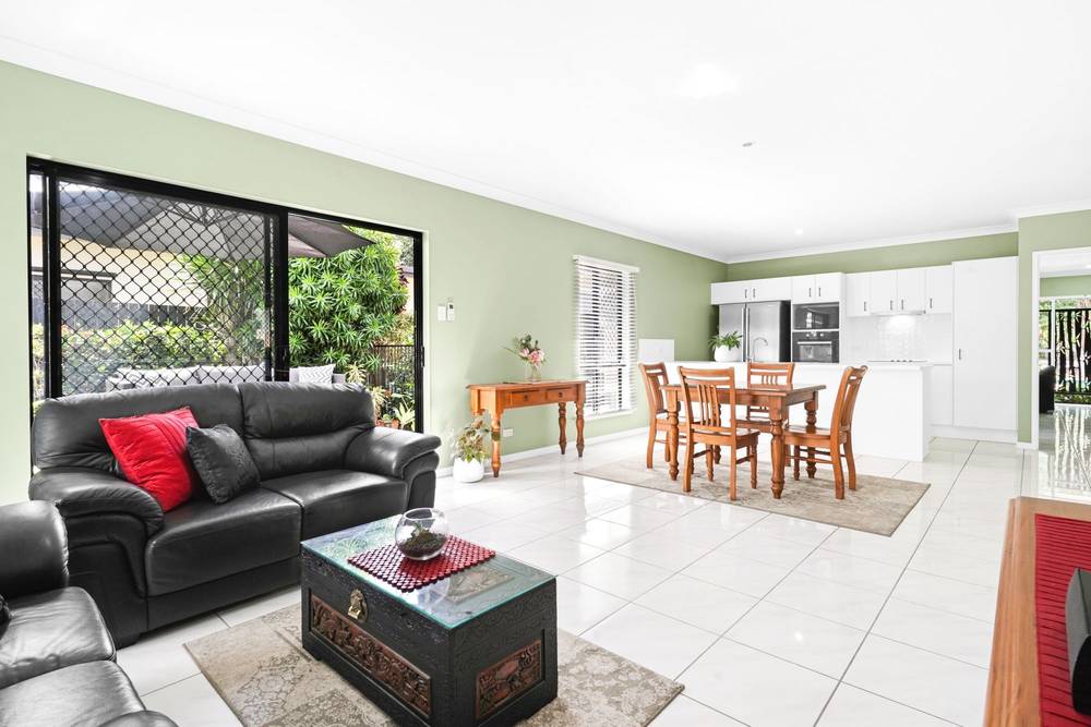 19 Redcap Bend, TRINITY PARK, QLD 4879