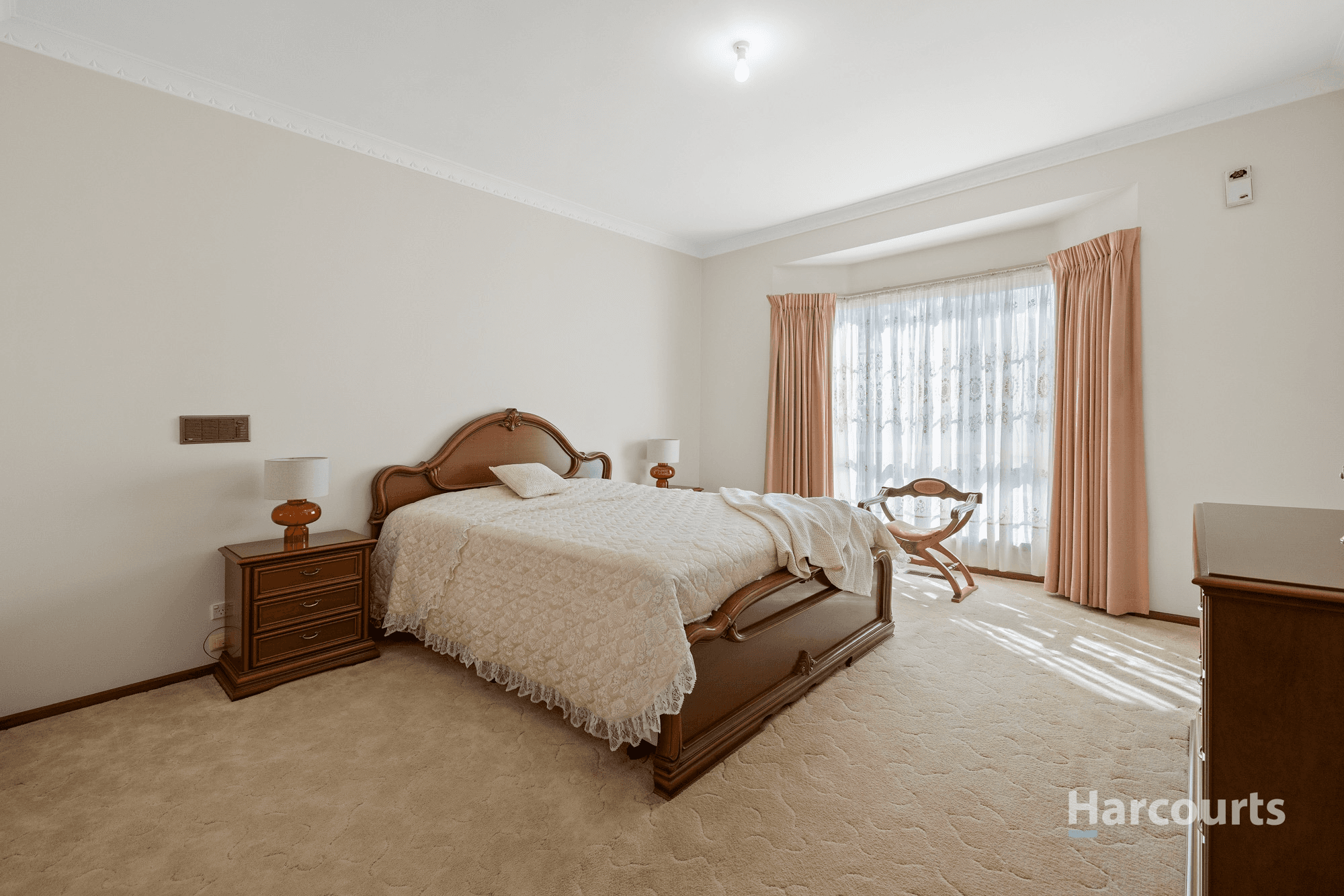 11 Tintaldra Drive, Taylors Lakes, VIC 3038