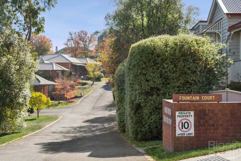 5/59-61 Raglan Street, DAYLESFORD, VIC 3460