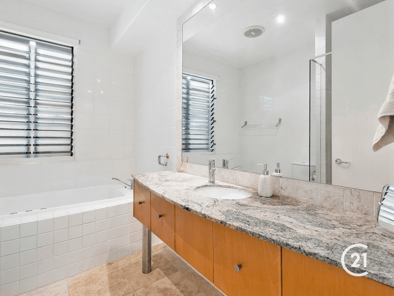 137 Shorehaven Drive, Noosa Waters, QLD 4566