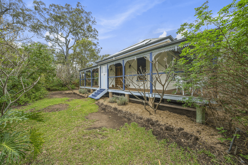 127 Koreelah Street, UPPER LOCKYER, QLD 4352