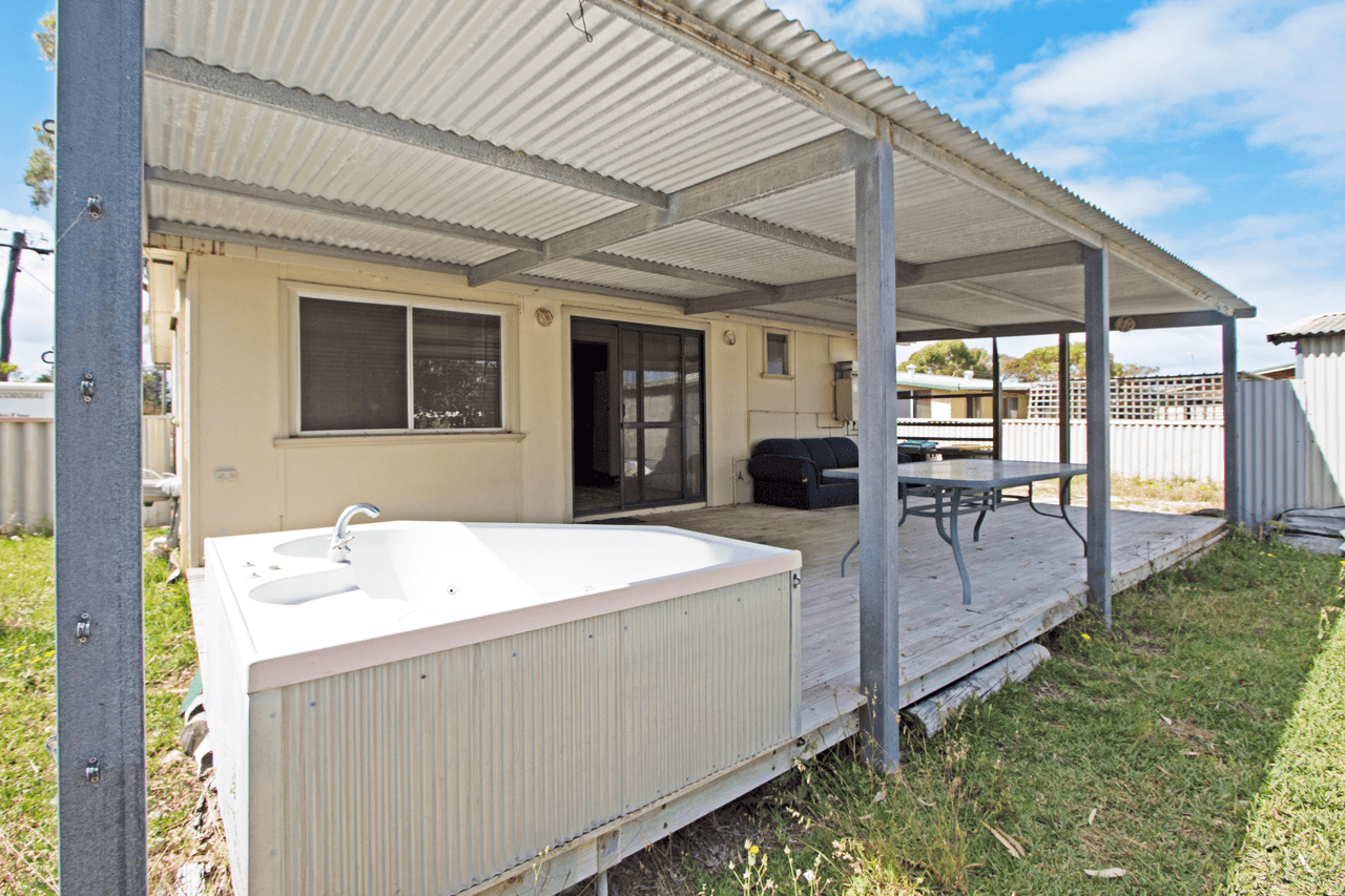 10 Hamersley Street, JURIEN BAY, WA 6516