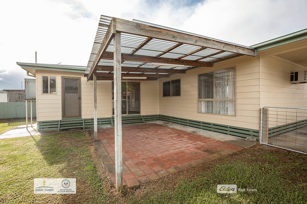 4 RULE Street, NARACOORTE, SA 5271