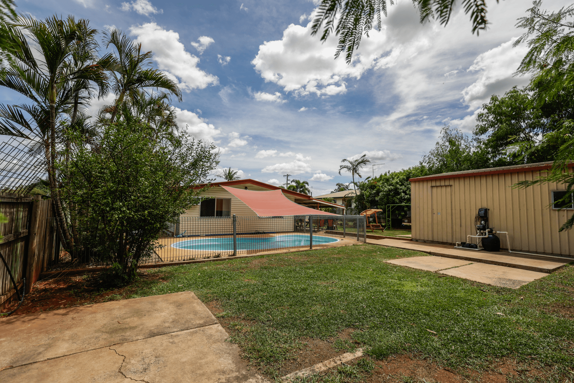 18 Rolfe Street, MORANBAH, QLD 4744