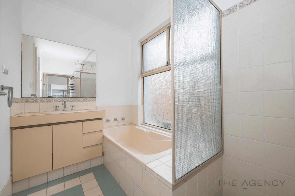 37 Millstream Grove, Ellenbrook, WA 6069